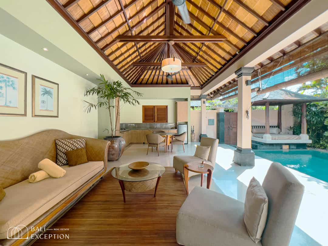 PRIME LOCATION 1 BEDROOM VILLA FOR SALE LEASEHOLD IN SEMINYAK BE-2299 